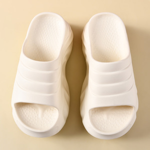 Guru – tongs à plateforme pour femmes, sandales blanches en EVA pour la plage et le camping, chaussures d'été antidérapantes et respirantes - Product Image 4