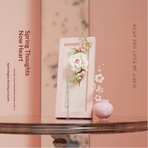 Ensembles de fleurs en blocs de construction encadrés élégants en gros OEM avec des cadres pastel doux et des fleurs réalistes pour la décoration de la maison et les cadeaux - Product Image 1
