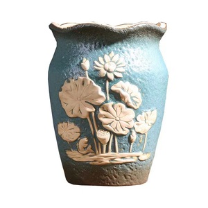 Vente en gros directe usine <span class=keywords><strong>de</strong></span> pots <span class=keywords><strong>de</strong></span> fleurs créatifs faits main extra-larges en céramique <span class=keywords><strong>de</strong></span> type 'Old Trunk' au réactionnement au four, respirants et économiseurs d'eau - Product Image 5
