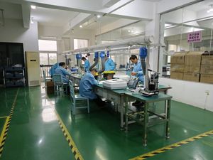 Perangkat bekam elektrik layar sentuh 10 inci dengan fungsi Gua Sha pijat lampu merah untuk terapi pelangsing Acupoint - Product Image 5