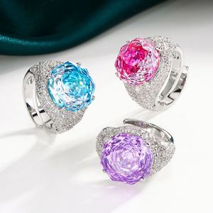 Anillos de Moda Ecológicos de Cobre con Circonita Cúbica Rosa de 14 mm, Anillos Grandes y Coloridos para Eventos - Product Image 3