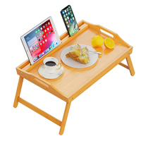 Table de lit classique en bambou avec pieds pliables, fentes pour téléphone/tablette, design amovible – Rangement multifonctionnel pour aliments et articles divers