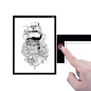 Panneau de <span class=keywords><strong>tatouage</strong></span> de fabrication spécialisée OEM Led Light Pad pour le traçage de <span class=keywords><strong>tatouage</strong></span> - Product Image 3