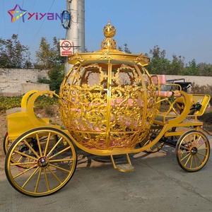 Carrozza di Cenerentola Bianca in Metallo per Matrimoni, Design Natalizio a Forma di Zucca, Prodotta dal Produttore di Carrozze a Zucca - Product Image 1
