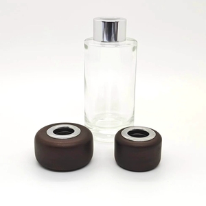 ฝาไม้กลมคุณภาพดีราคาประหยัดพร้อมแกนโลหะสำหรับขวดน้ำหอมแก้วหรูหรา - Product Image 3