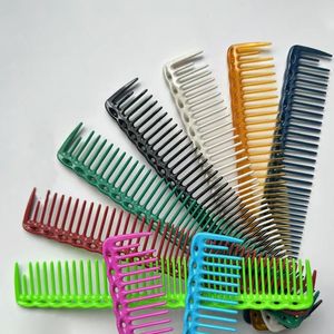 Профессиональная парикмахерская расческа с широкими зубьями, нескользящая, для длинных волос, прочная, полая, для барберов - Product Image 1