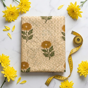 Tela Estampada 100% Algodón de Alta Calidad OEM con Diseño de Flores de Crisantemo Color Mostaza para Confección de Ropa para Hombre y Mujer - Product Image 4