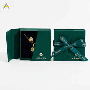 Auralux Luxuriöse Grüne Schmuck-Geschenkbox aus Papier mit Doppeltür für Halsketten, Ohrringe und Ringe mit Individuellem Logo - Product Image 5