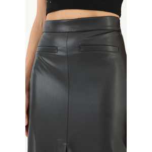 Falda de cuero para mujer, cintura regular, con abertura frontal brillante, 18215ETK - Product Image 6