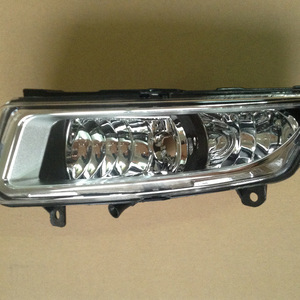 Luz Antiniebla para Volkswagen 6R0941061C/062C, Lado Izquierdo y Derecho, Halógena/Xenón, Pieza de Repuesto - Product Image 2