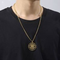 Collier de méditation hindou Sri Yantra pour homme, en acier inoxydable couleur or, longue chaîne, amulette, bijoux de géométrie sacrée
