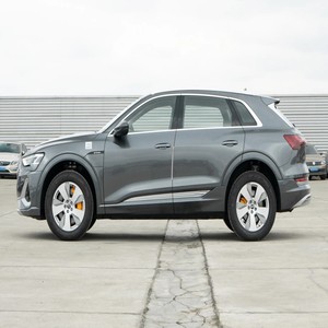 <span class=keywords><strong>Audi</strong></span> <span class=keywords><strong>Q4</strong></span> <span class=keywords><strong>2021</strong></span> 40 <span class=keywords><strong>E</strong></span>-<span class=keywords><strong>tron</strong></span> Entrepreneur Edition SUV R20 Usado, Volante a la Izquierda, Cuero Oscuro, Vehículo Eléctrico de Largo Alcance para Exportación - Product Image 4