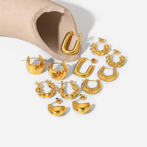 스테인레스 스틸 청키 후프 귀걸이 보석 여성용 18K 금도금 Huggie 청키 문 귀걸이 - Product Image 4