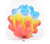 Balle lumineuse en silicone écologique quatre couleurs, anti-stress à presser, jouet unisexe pour soulager le stress et la décompression, pour les 8 ans et plus