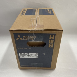 ใหม่เอี่ยมและเป็นของแท้ 100% ซีร์โว่แอมพลิฟายเออร์ Mitsubishi MELSERVO รุ่น MR-J4-500B - Product Image 1