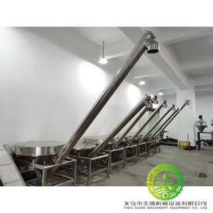 The stainless steel screw conveyor is used for the feeding and transportation of plastic particles. Screw feeder - Product Image 3