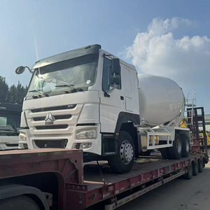 2025 Brandneuer SINOTRUK HOWO 6*4 10-Rad 371PS 12 m³ HOWO Betonmischer Zement-LKW für Baustellen - Product Image 1