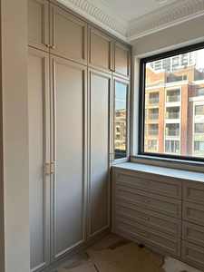 Armoire en bois blanc au design moderne avec porte en verre de haute qualité, rangement spacieux pour la chambre à coucher, vente directe d'usine - Product Image 2