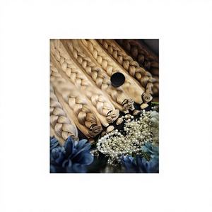 Accessoires pour cheveux, attaches fabriquées au Vietnam - Product Image 1