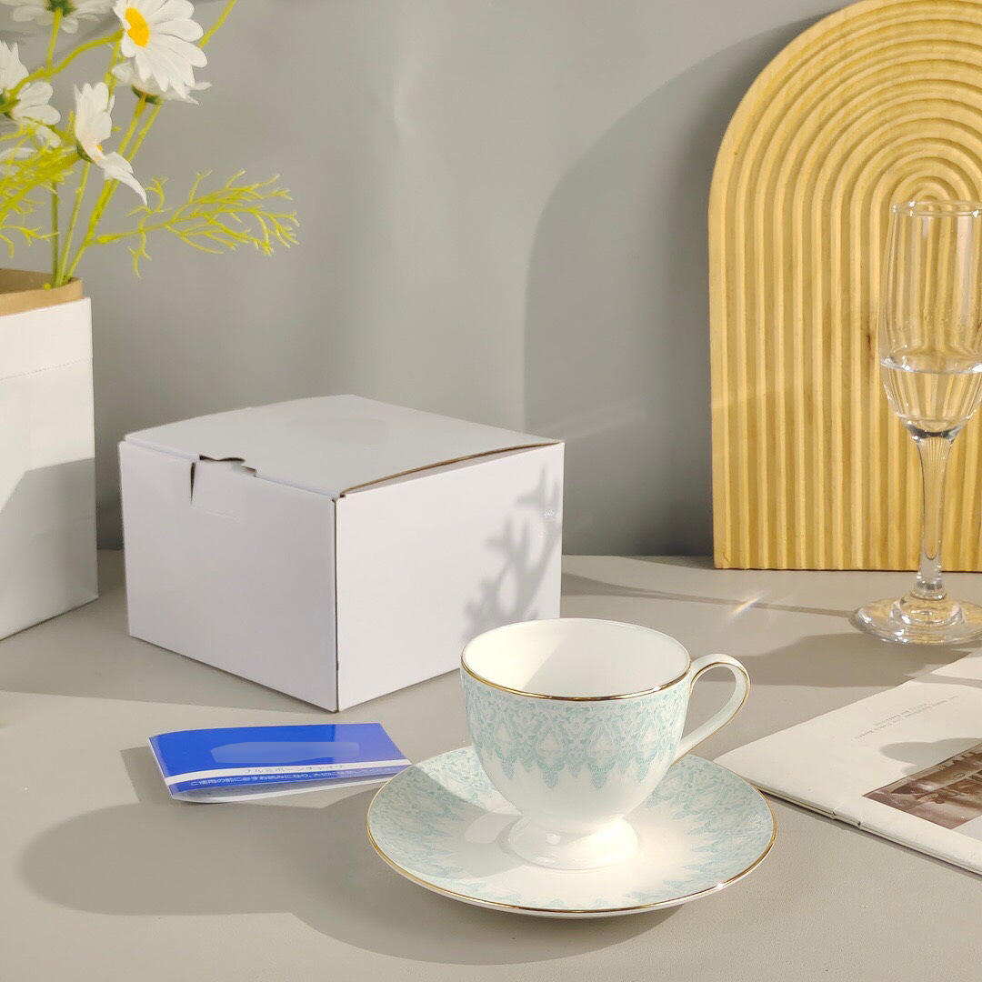 ถ้วยกาแฟฟ้าออโรร่า "กล่องของขวัญ]