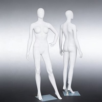 Mannequins de vitrine pleine grandeur blancs muets pour vêtements féminins, idéaux pour sous-vêtements de mariage et présentation sur table