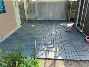 Suelo con Aislamiento Térmico, Aspecto de Madera, para Climas Fríos, Cálido y Confortable al Tacto - Product Image 3