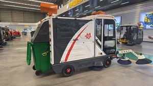 NUEVO Camión barredor eléctrico de alta presión con sistema de limpieza al vacío para limpieza de calles y carreteras - Product Image 5