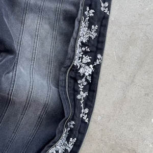 Pantalones Vaqueros de <span class=keywords><strong>Hombre</strong></span>, Estilo Vintage, Lavado Ácido, Negros, de Pierna Recta, con Remaches, Holgados, con Dobladillo Deshilachado - Product Image 5