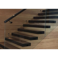 Escalier suspendu en bois au design moderne avec éclairage LED et mur en verre Rial
