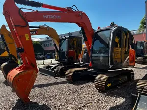 Excavatrice sur chenilles hydraulique d'occasion Hitachi ZX75, origine Japon, moteur Isuzu, forte puissance de creusement, certifiée, prix compétitif - Product Image 3