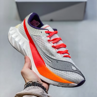 Chaussures de course de marathon unisexes légères pour adultes, respirantes, en maille et coton, avec amorti en EVA, semelle en caoutchouc antidérapante, pour longues distances