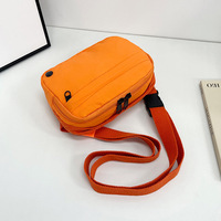 2025 sac à bandoulière en Nylon pour femmes hommes épaule poitrine sac fonctionnel outillage à la mode facteur sac à bandoulière