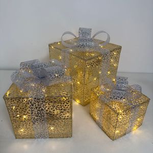 Elegant Waterproof Outdoor Christmas <strong>Tree</strong> <strong>Lights</strong> <strong>with</strong> LED String Beautiful Motif Gift Boxes Decorations - Product Image 3
