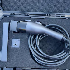 Adaptateur V2L Type 2 AC 16A 220V Dé<span class=keywords><strong>chargeur</strong></span> <span class=keywords><strong>de</strong></span> voiture électrique avec prise Adaptateur <span class=keywords><strong>de</strong></span> <span class=keywords><strong>chargeur</strong></span> Type 2 <span class=keywords><strong>pour</strong></span> les voitures électriques standard européennes - Product Image 6