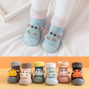 Baby autunno e inverno Plus velluto morbido calzini da pavimento scarpe da bambino per interni antiscivolo antiscivolo calze scarpe - Product Image 1