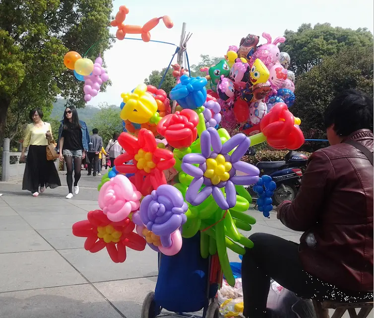 Giáng sinh đồ chơi dệt 260 dài ma thuật bóng bay tự làm kim loại globos ma thuật bóng không khí trẻ em Đồ chơi Ballon Dải dày bóng