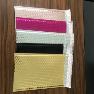 Sac d'emballage doublé de bulles d'argent Pochette à bulles auto-scellante Sacs postaux Petits sacs avec logo personnalisé Enveloppes postales rembourrées - Product Image 3