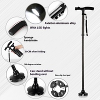 K05A- # B #     Vente en gros de bâtons de marche pliants en aluminium à la mode avec lumière, bâtons de marche à quatre pieds pour personnes âgées