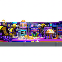 Équipement de terrain de jeu intérieur pour enfants sur mesure avec structure d'escalade, toboggan et parcours d'obstacles pour centre de jeux intérieur