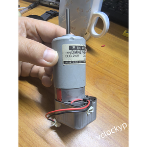 Moteur servo Graphtec DMN37HE-003 pour traceur de découpe FC8000/8600 X Y, occasion - Product Image 3