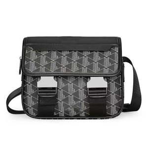 Sac bandoulière décontracté en cuir PU pour homme, style <span class=keywords><strong>messager</strong></span>, avec logo personnalisé, idéal pour l'été et le printemps - Product Image 2
