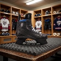 Nouveaux Patins à Glace en Fibre de Carbone 2026 Noirs et Rouges – Patins de Compétition Professionnels pour Joueurs – Vente en Gros