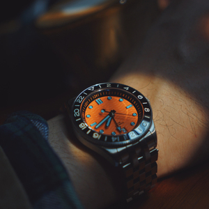 Montres de plongée automatiques GMT 40 mm avec cadran ondulé, 200 m, lunette en céramique rotative bidirectionnelle à 24 clics - Product Image 2