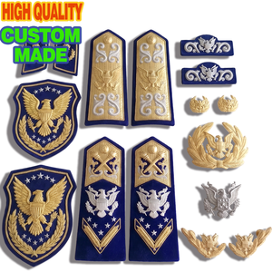 Spille da Spalla Personalizzate 3D in Metallo Anticato, Distintivi Placcati Oro per Uniformi e Abbigliamento Professionale, Collezione Sicurezza - Product Image 1