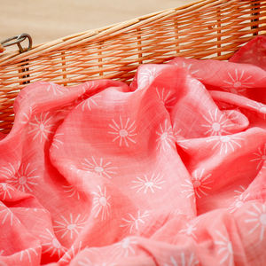 Kangobaby ผ้าห่มเด็กมัสลินดีไซน์ใหม่สวมใส่ได้ 2 ชั้นผ้าฝ้ายตาข่ายห่อตัวทารกพร้อมพิมพ์สกรีน - Product Image 4