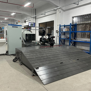 Electric Tricycle and Motorcycle Chassis <strong>Dynamometer</strong> for <strong>Testing</strong> Equipment - Product Image 4