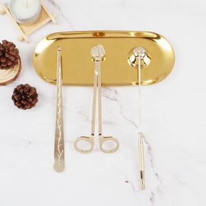 Kit d'entretien de bougies en acier inoxydable : Coupe-mèche, éteignoir, bâtonnet de nettoyage de mèche, ensemble d'accessoires avec plateau, logo personnalisé OEM, vente en gros - Product Image 6