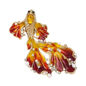 Broche de Lujo Barroco con Diseño de Pez Dorado, Tres Colores, Unisex, para Hombre y Mujer, Joyería Imprescindible, Regalo para Bodas y Ocasiones Especiales - Product Image 4