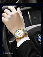 Montre à quartz étanche à grand cadran lumineux couleur or avec double calendrier pour personnes d'âge moyen et âgées