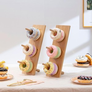 Soporte de Madera para Donuts de 3 Niveles, Color Natural, Reutilizable, Exhibidor de Postres para Fiestas de Cumpleaños - Product Image 1